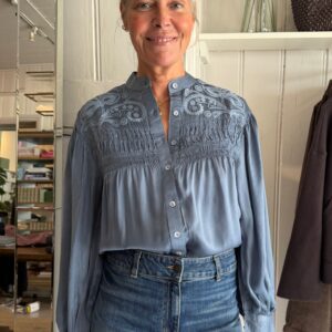 Maison Hotel Gongora blouse in blue